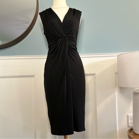 Silky, Sexy Cocktail Dress - Picture 2 of 5